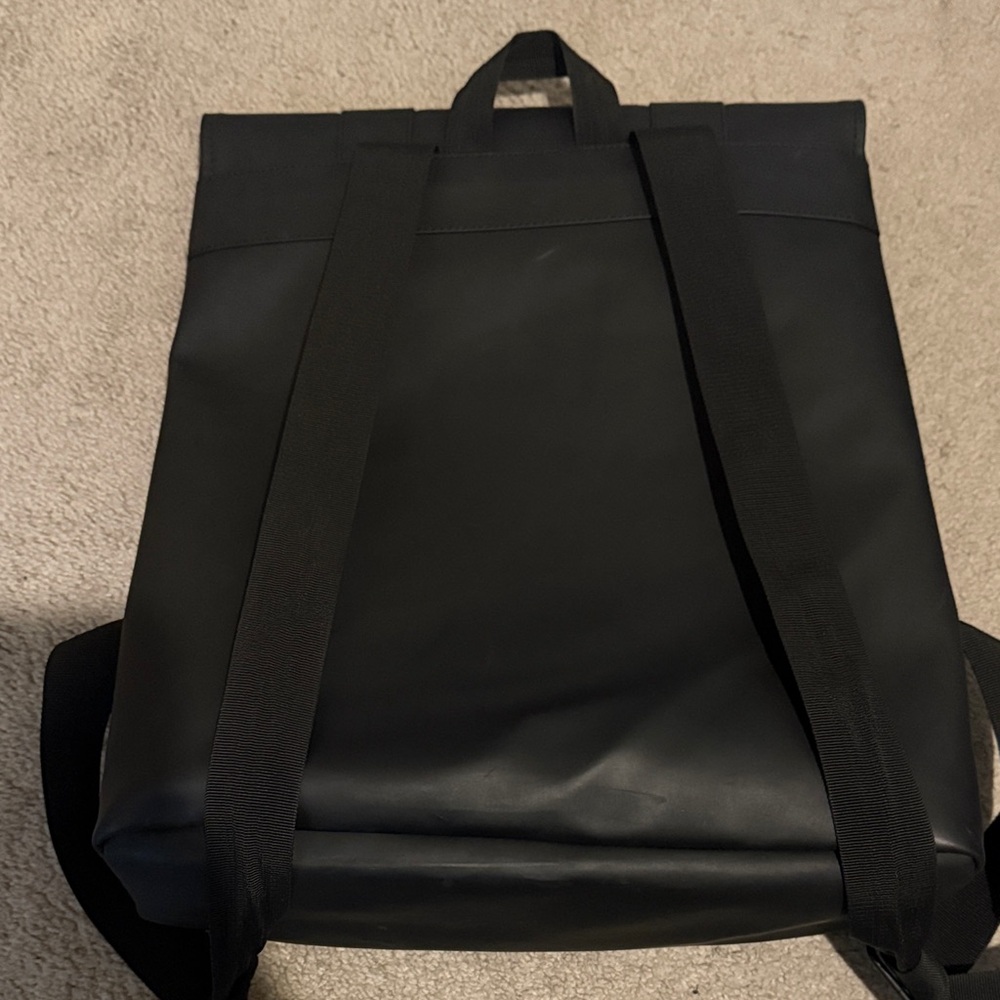 Sleek Black RAINS MSN Backpack - Picture 3 of 4
